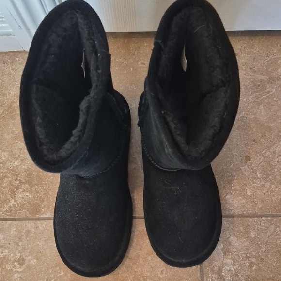 BearPaw Black Women's Boots sz 8/9 - Picture 3 of 8